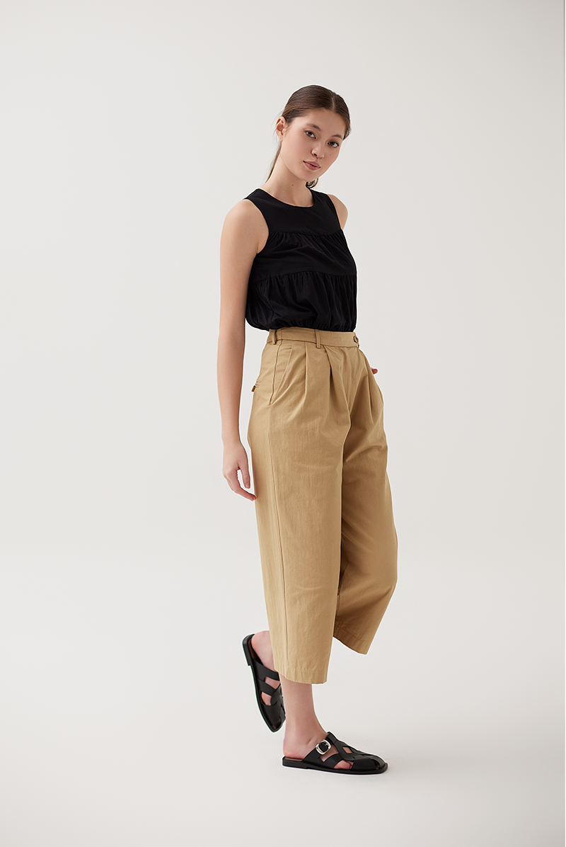 Overlapped Waistband Cropped Pants in Khaki