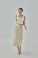 Hyera Queen Anne Neckline Top Hyera Queen Anne Neckline Top