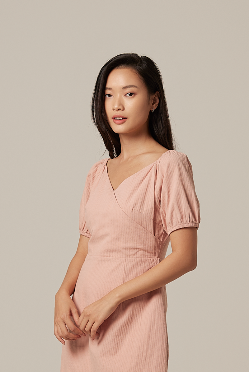 Mindy V-Neck Textured Dress in Dusty Pink