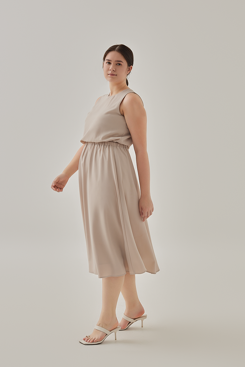 Catherine Swing Dress in Oat