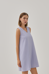 Luna Textured V-Neck Flowy Dress in Lilac