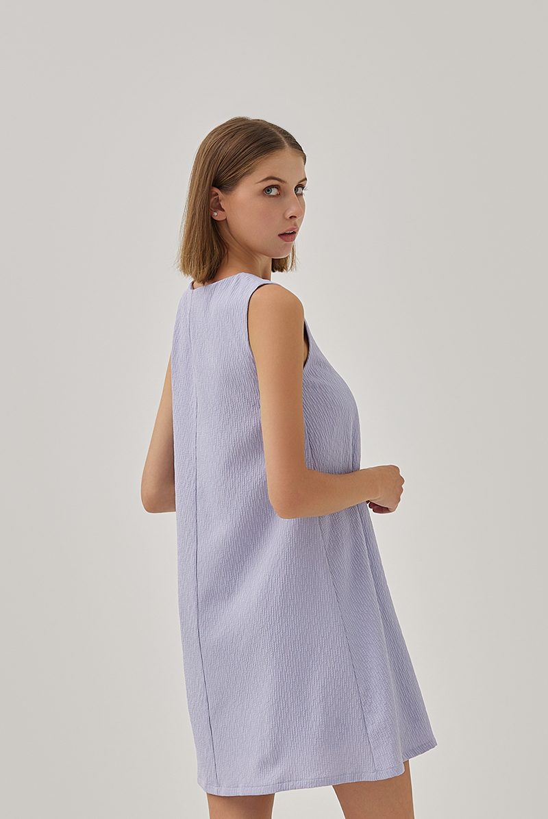 Luna Textured V-Neck Flowy Dress in Lilac