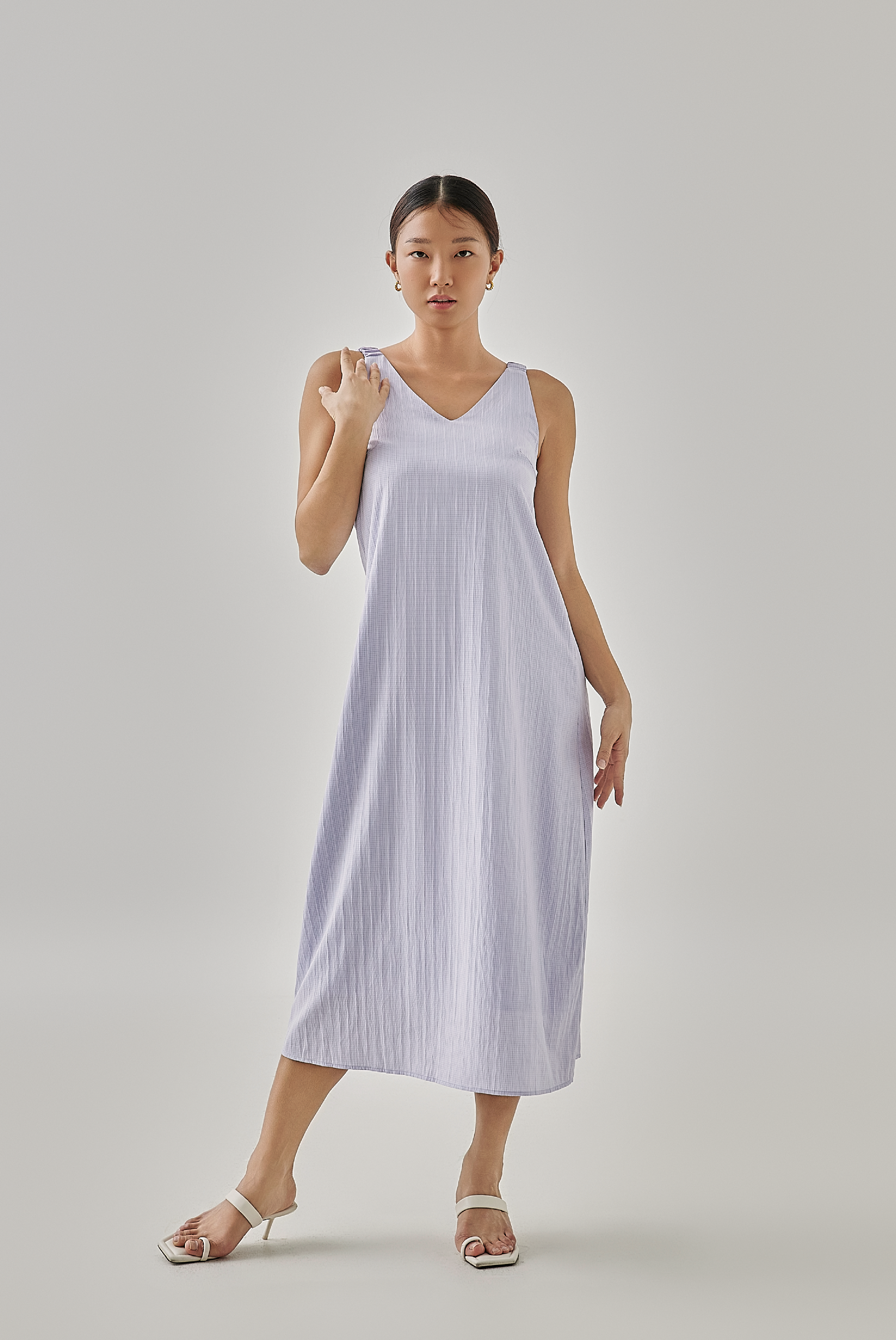 Jessi Textured Midi Dress in Lilac
