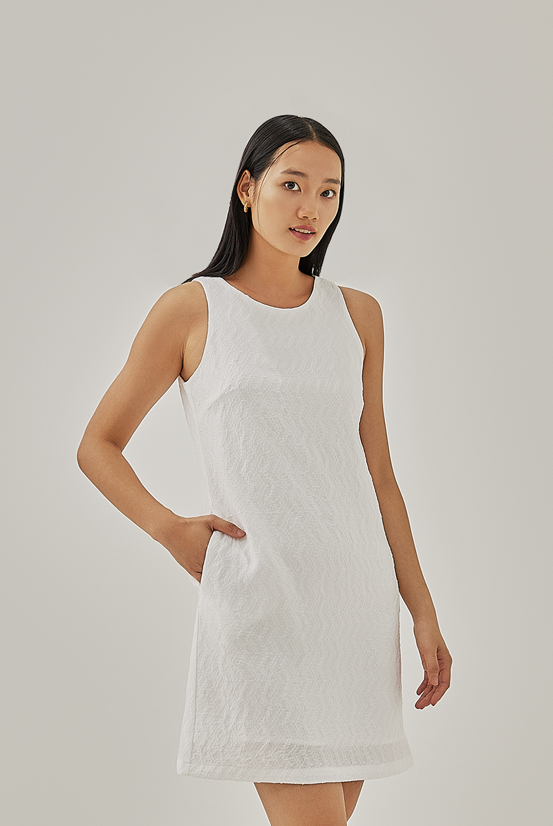 Merlia Textured Shift Dress in White