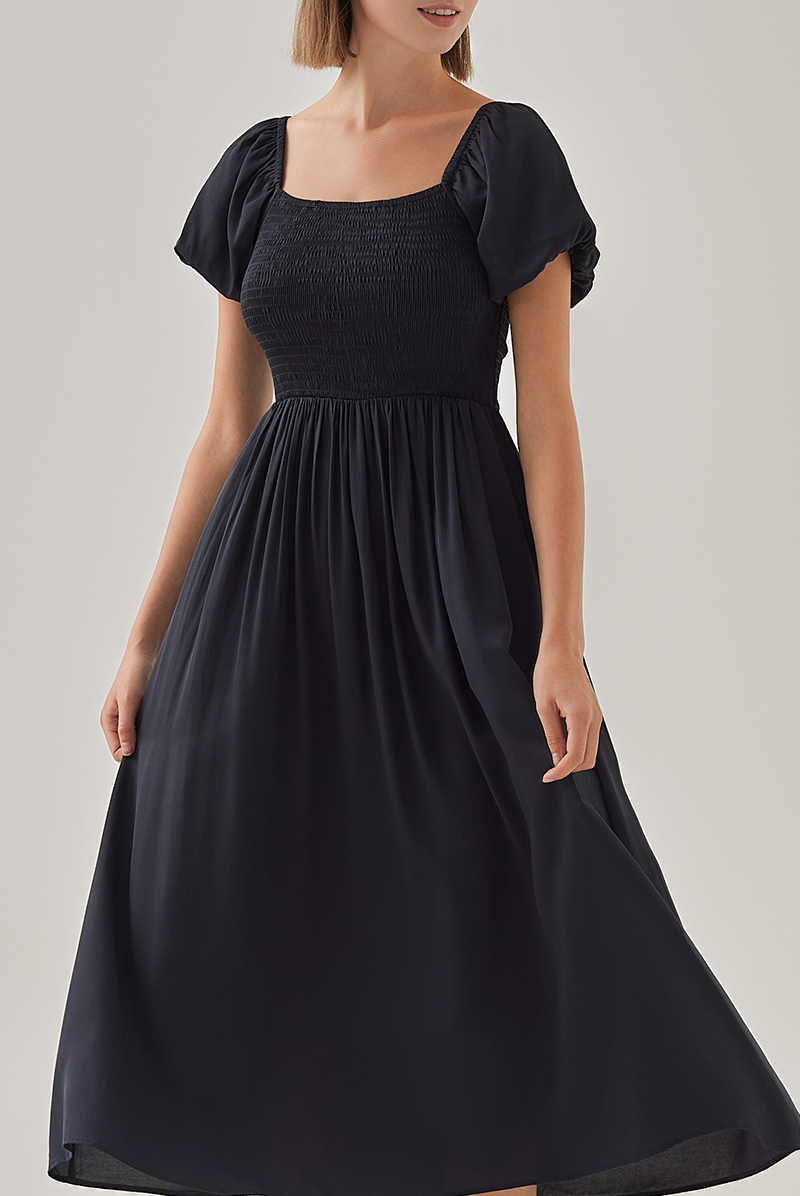 Quinn Puff Sleeves Smocked Dress in Navy Blue
