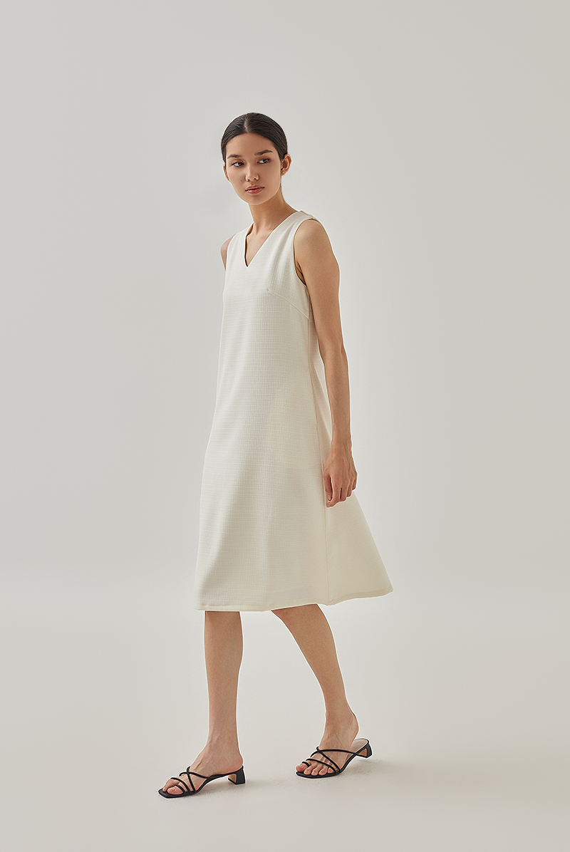 Mille Tweed V-Neck Flowy Dress in Cream