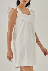 Wynn Ruffled Dress in White 