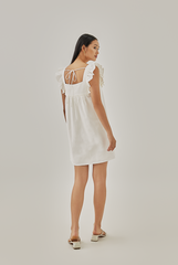 Wynn Ruffled Dress in White 