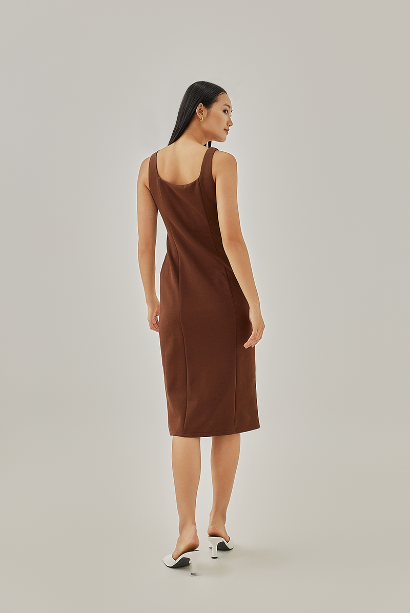 Novita Fitted Slit Dress in Dark Brown