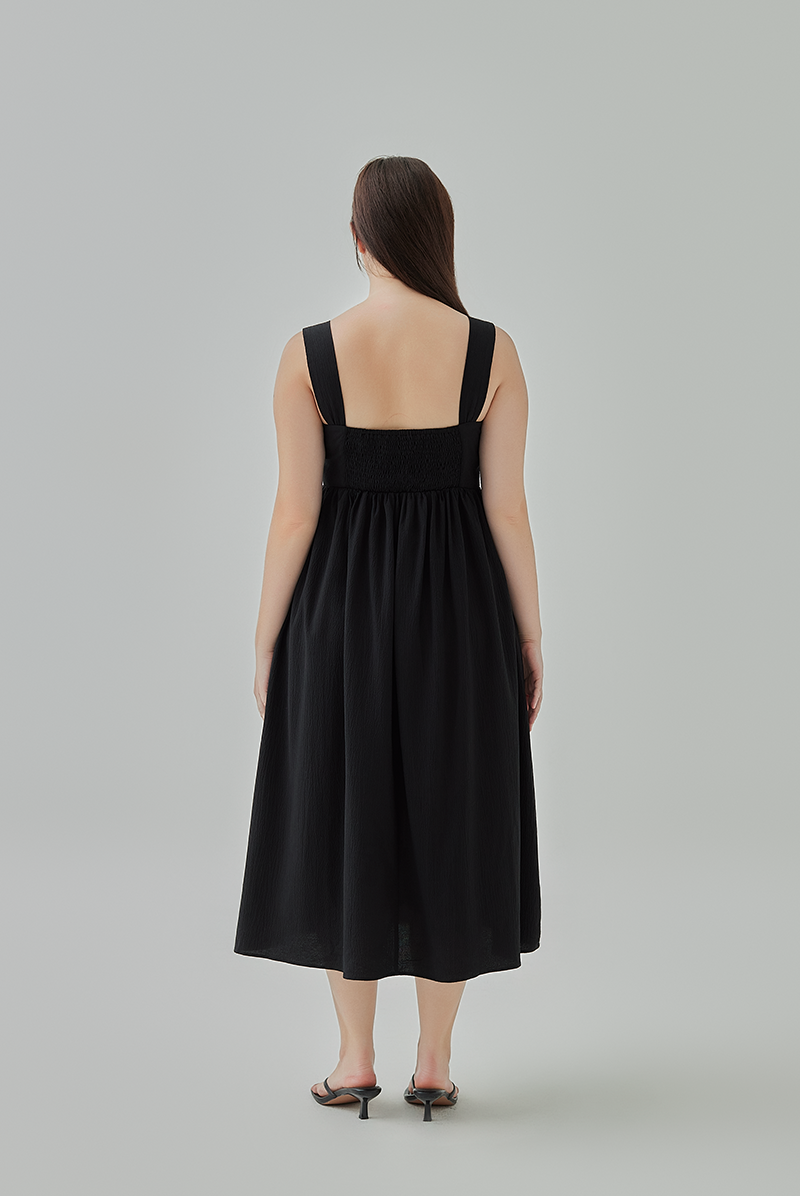 Daphny Padded Midi Dress in Black 