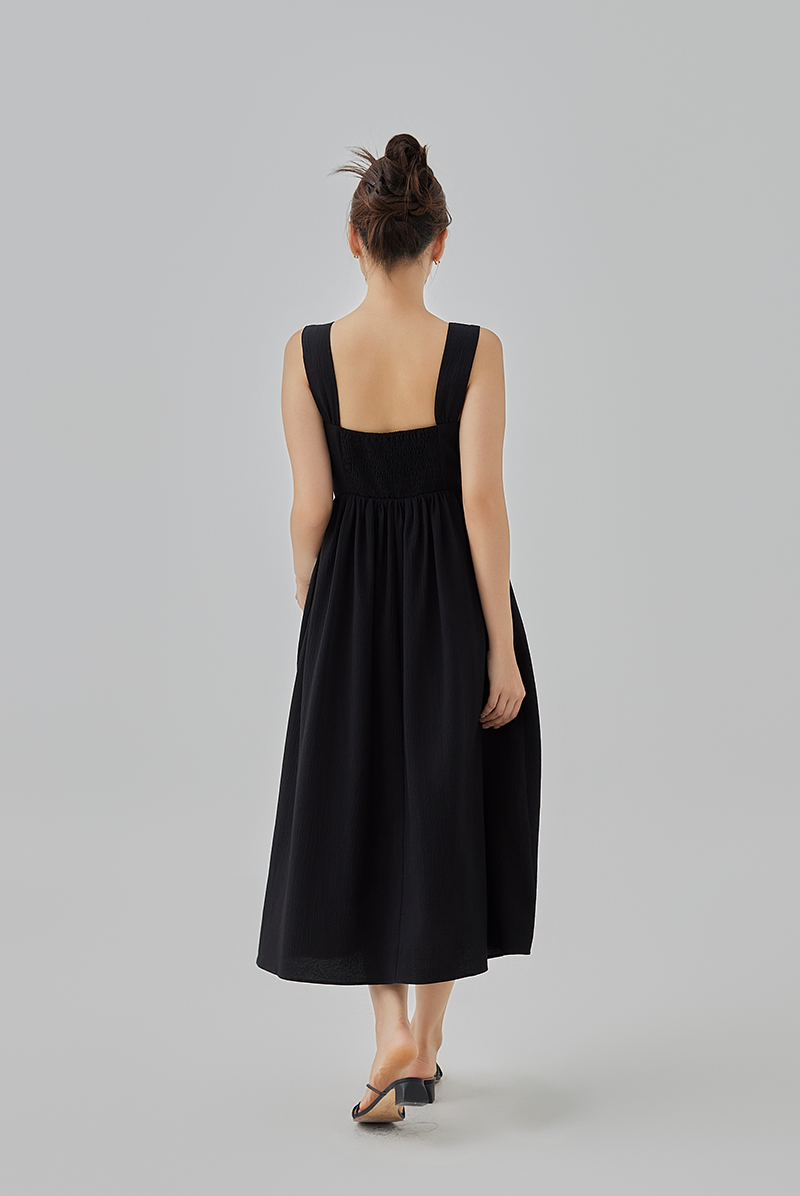 Daphny Padded Midi Dress in Black 