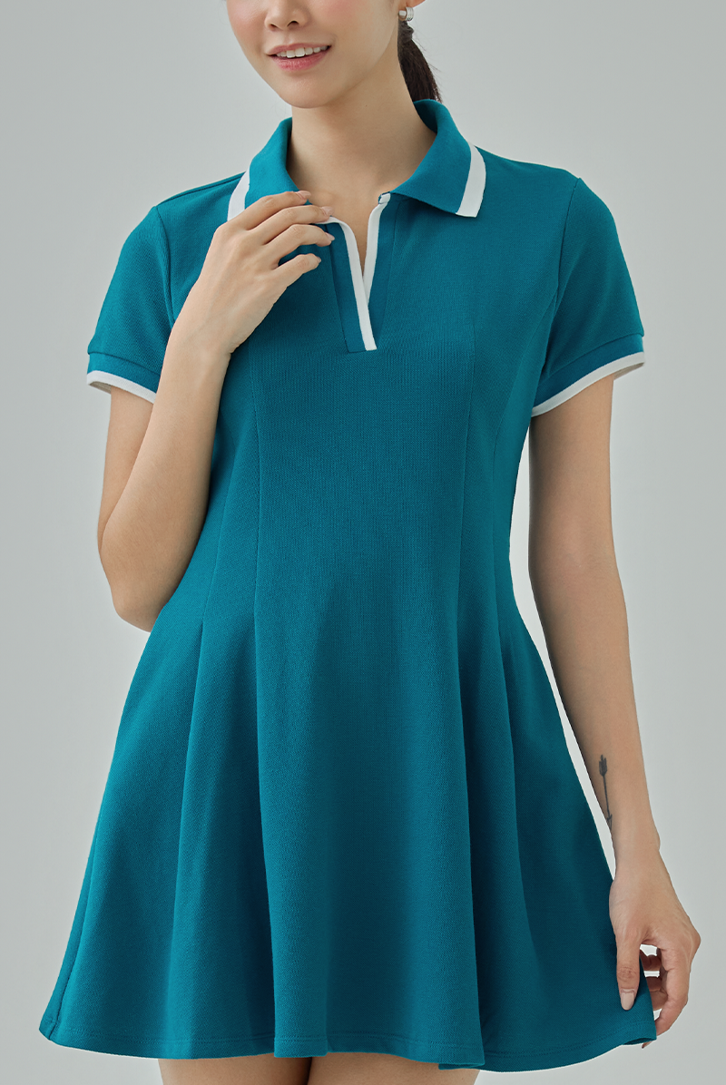 Velle Short Sleeves Golf Dress