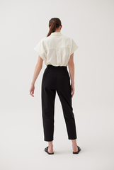 Pleated Front Straight Cut Pants In Black