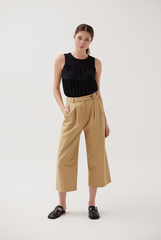 Overlapped Waistband Cropped Pants in Khaki
