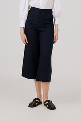 Cropped Pants in Navy Blue