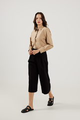 Cropped Wide Leg Pants in Black