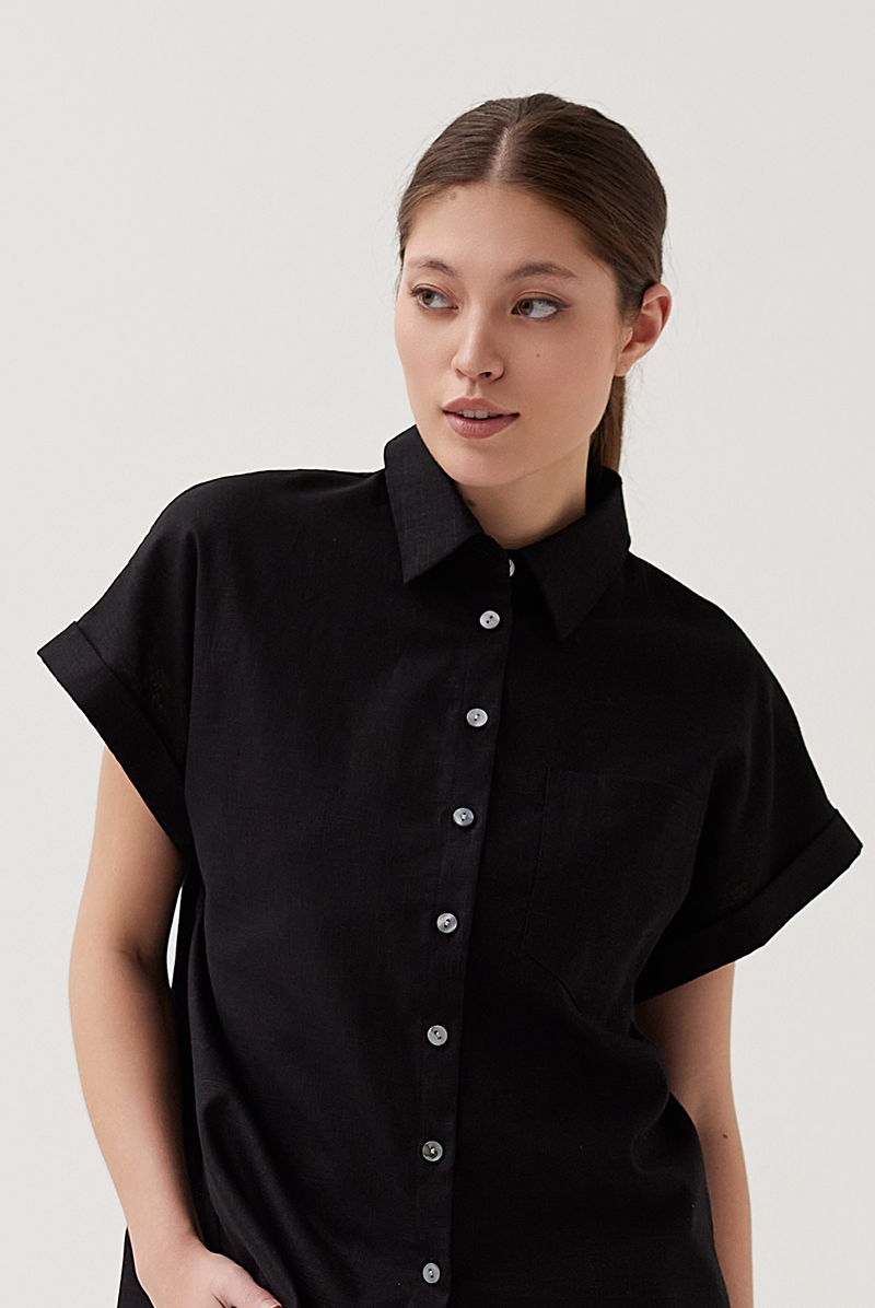 Folded Cuffed Sleeves Shirt in Black