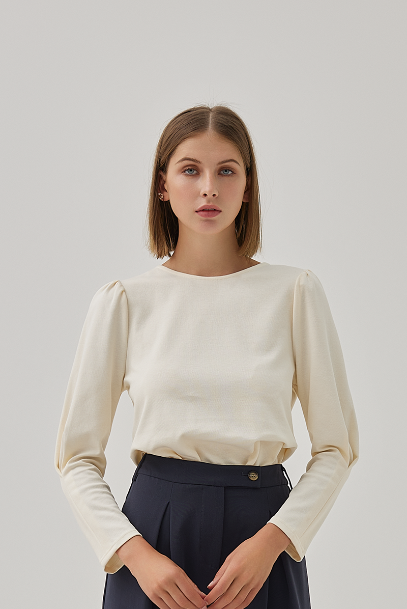 Acelin Ruched Long Sleeves Top in Cream