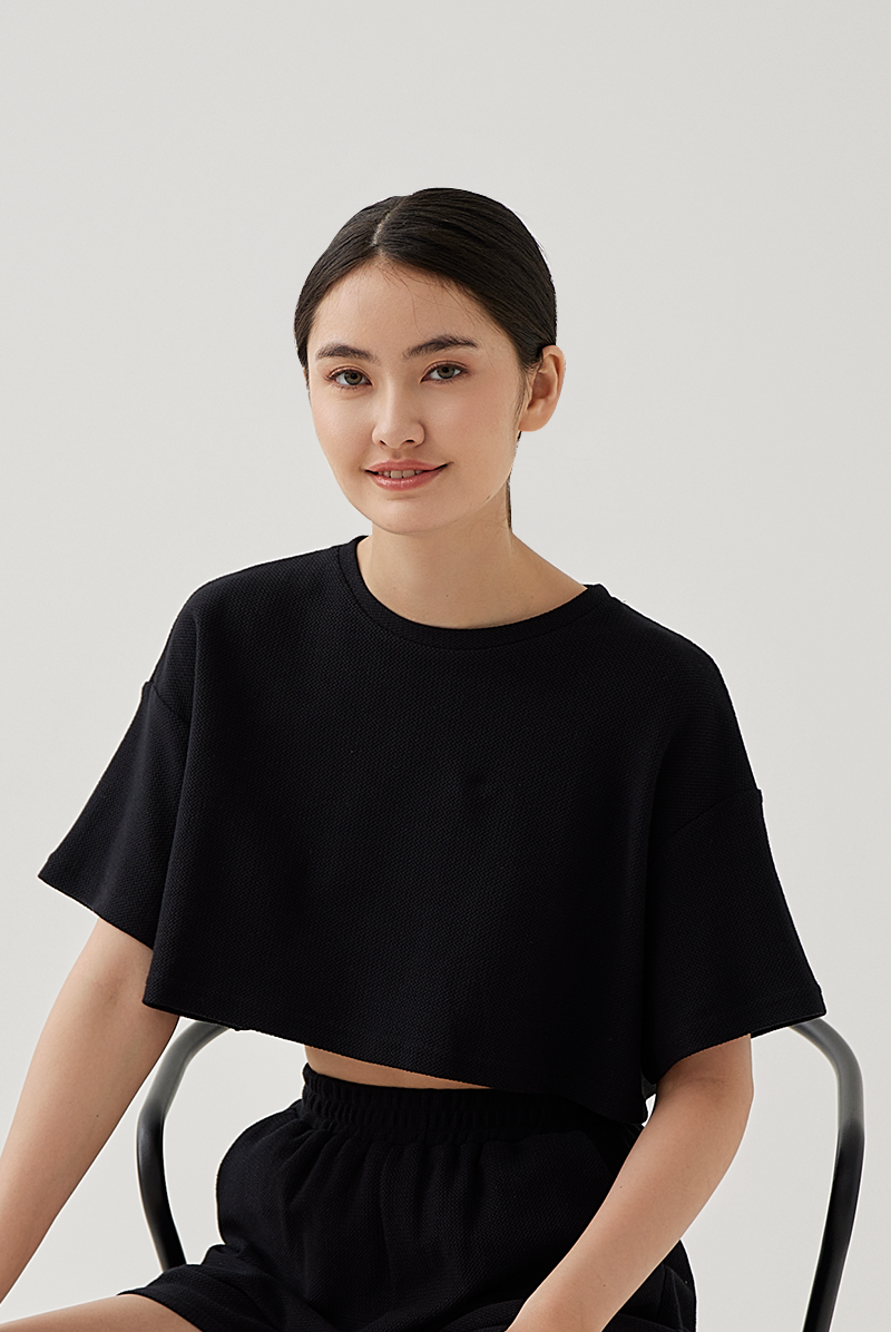 Kaia Textured Boxy Top in Black