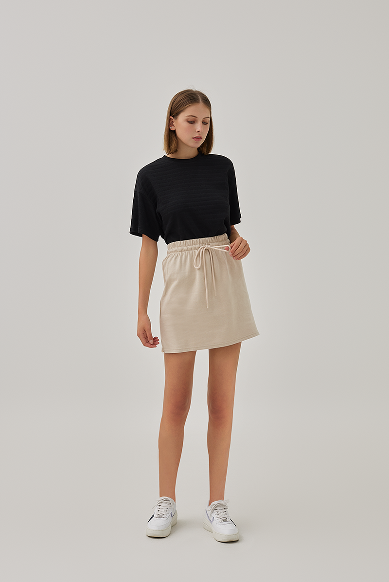 Gracie Oversized Boxy Tee in Black