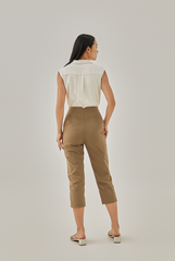 Shain Collared Sleeveless Shirt in Beige