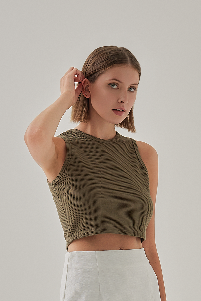 Asher Ribbed Halter Top in Olive Green