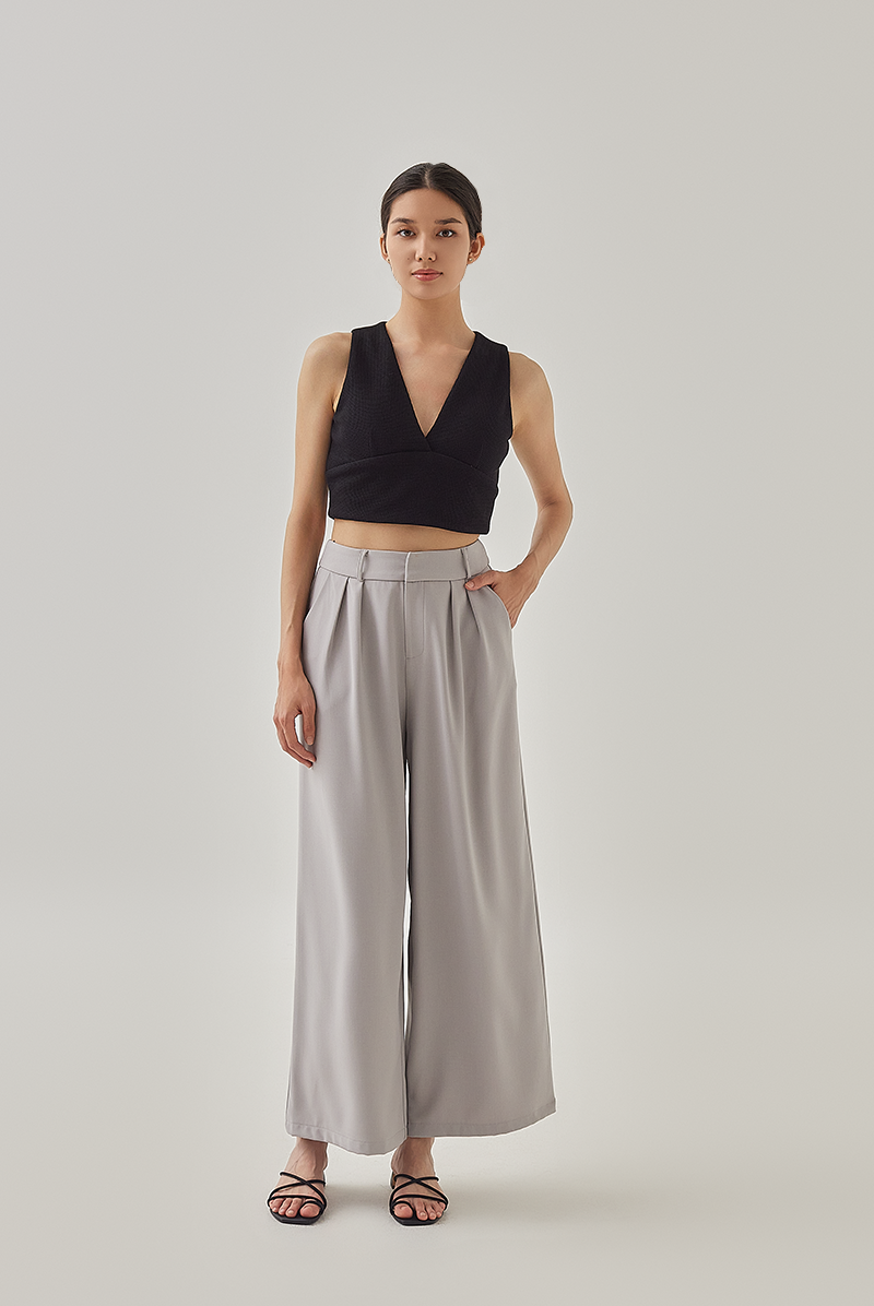 Reva Waffle Crop Vest Top in Black