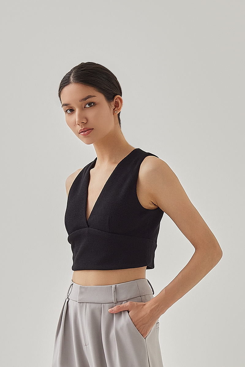 Reva Waffle Crop Vest Top in Black