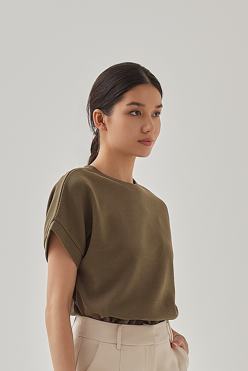 Cora Textured Cuffed Sleeves Tee in Olive Green