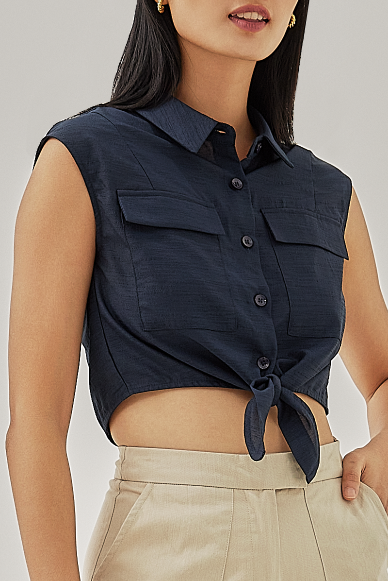 Endra Cropped Sleeveless Shirt in Navy Blue