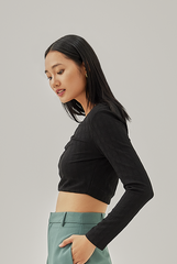Melisia Ruched Crop Top in Black