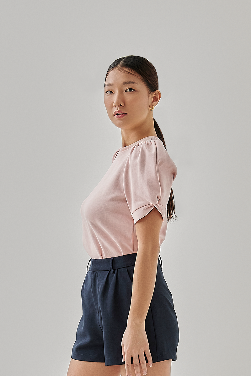 Alana Puff Sleeve Top in Baby Pink