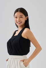 Hanni V-Back Top in Black