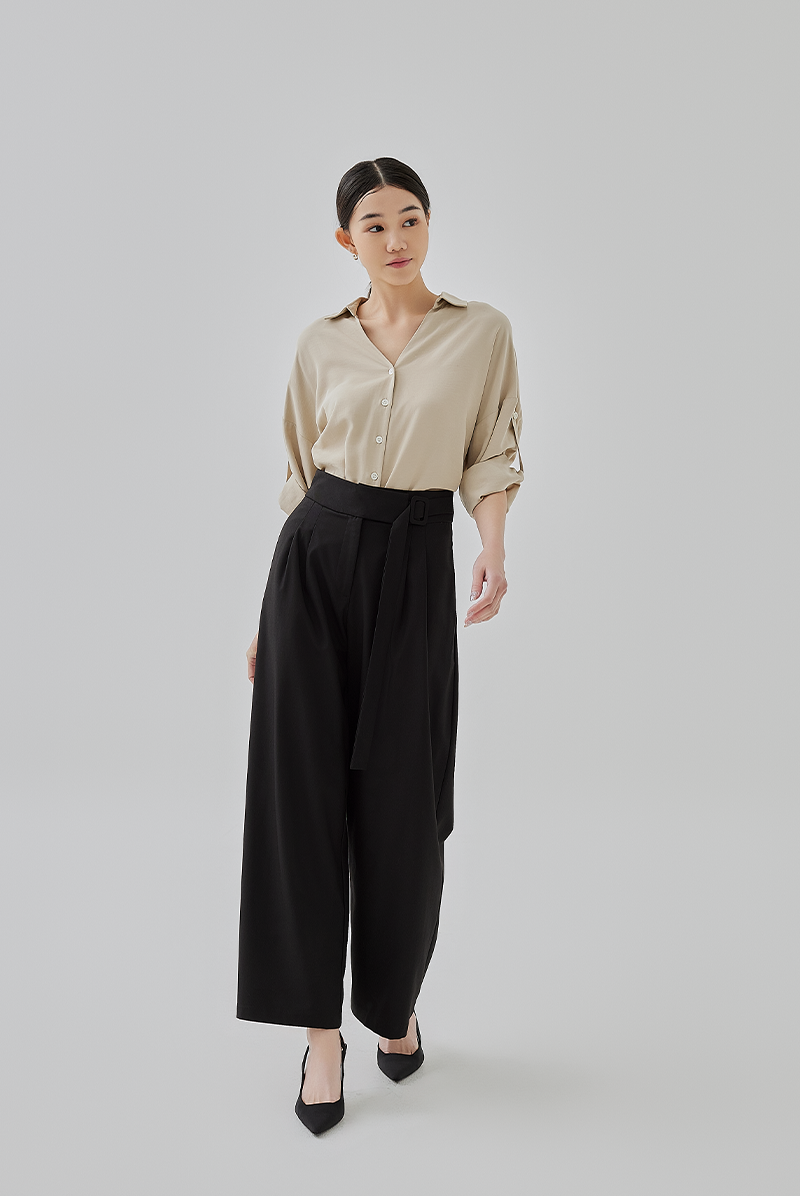 Joe Roll Up Tabs Button-Up Shirt in Khaki
