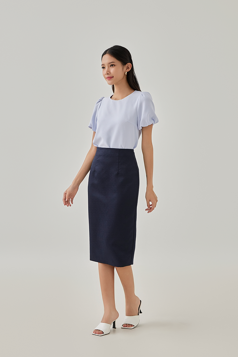 Eliza Puff Sleeves Textured Top in Periwinkle