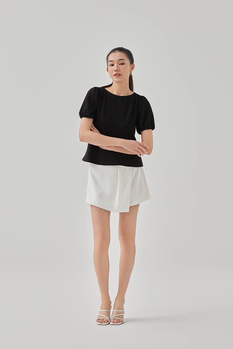 Ophelia Textured Puff Sleeve Top in Black
