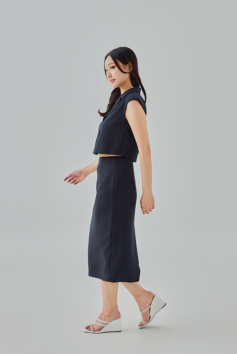 Giada Padded Shoulders Top in Dark Blue