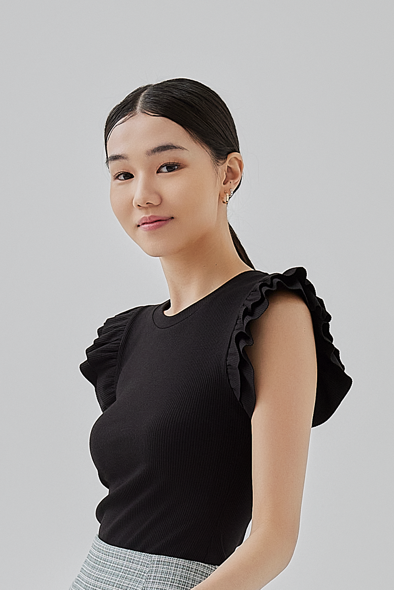 Jessica Ruffled Flutter Sleeves Ribbed Knit Top In Black