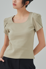 Kay Tulip Sleeves Top
