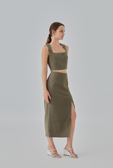 [B1F1] Kaeli Queen Anne Neck Top