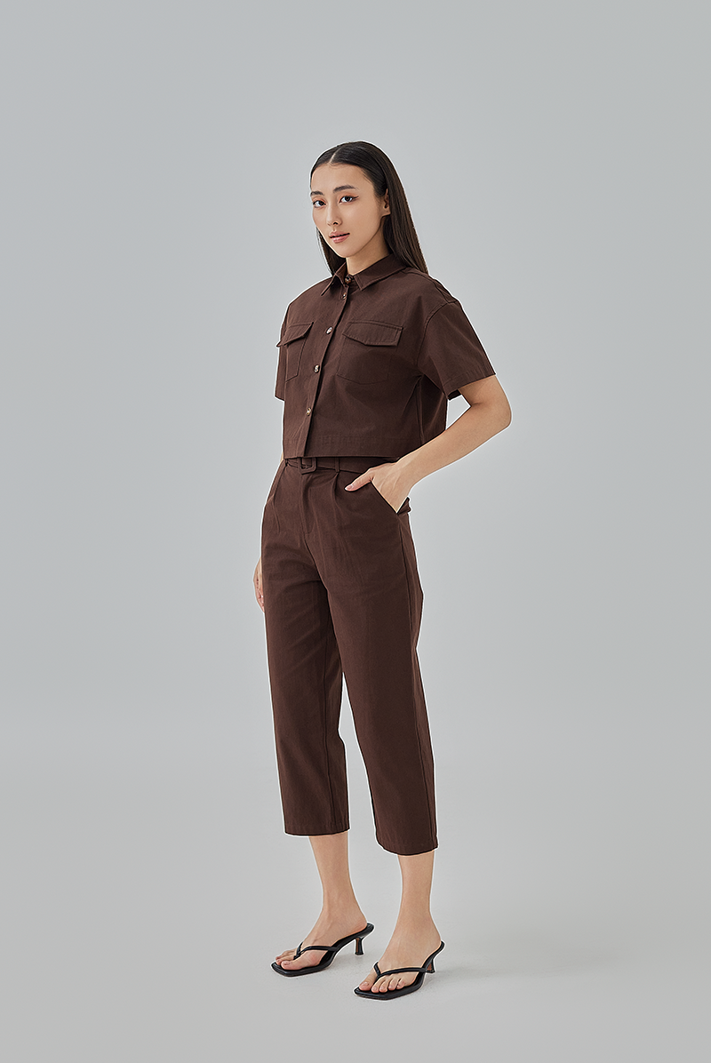 Addison Cropped Button-Up Shirt in Chocolate