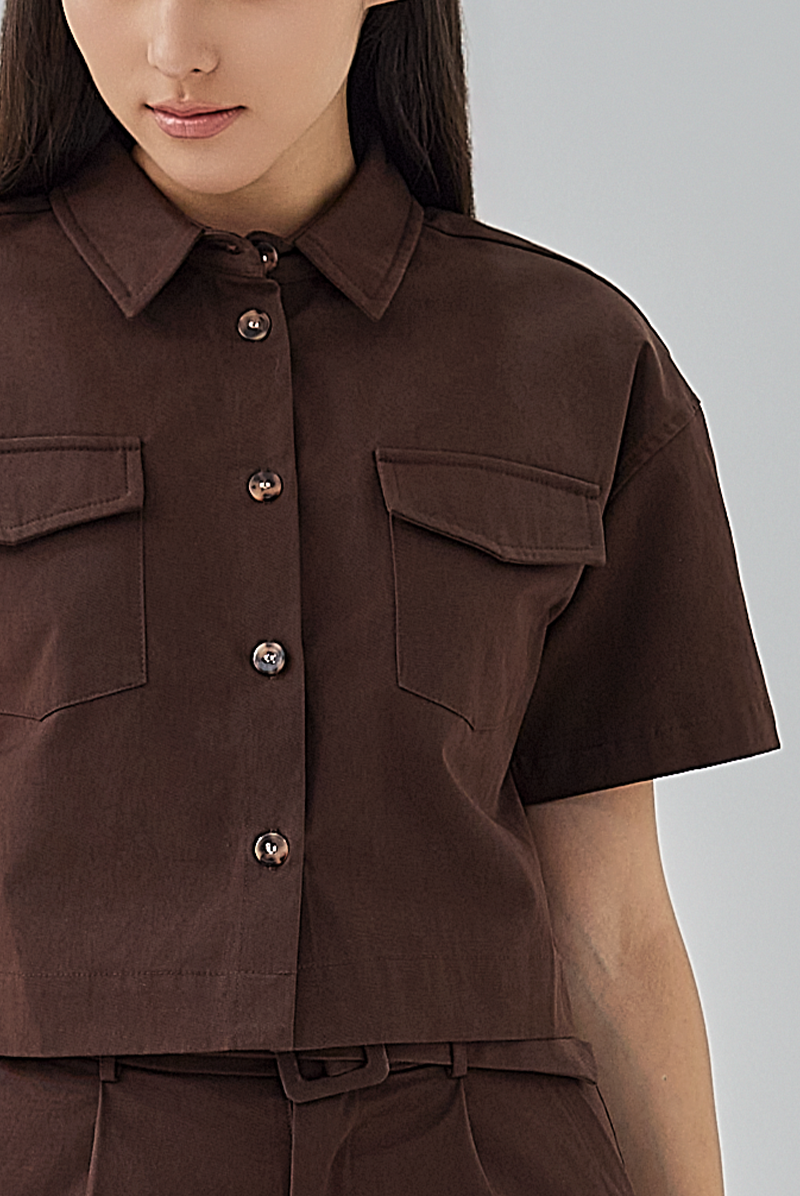 Addison Cropped Button-Up Shirt in Chocolate