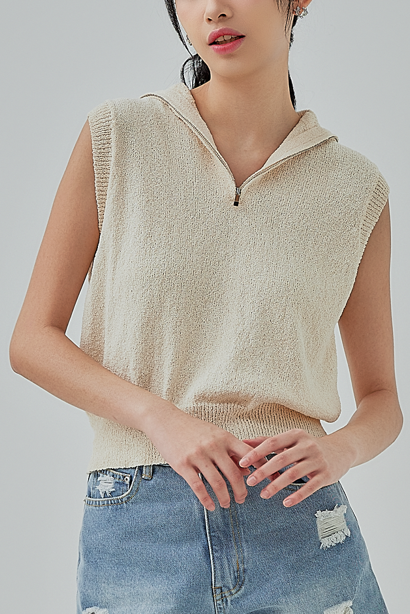 Taffy Quarter Zip Collar Top