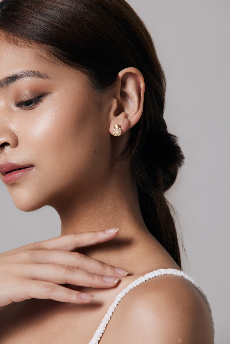 Gold Cluster Studs
