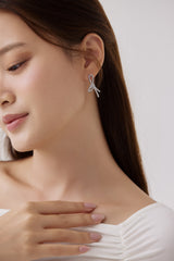Ribbon Dangle Earring