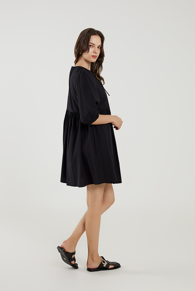 Puff Sleeves Mini Dress in Black