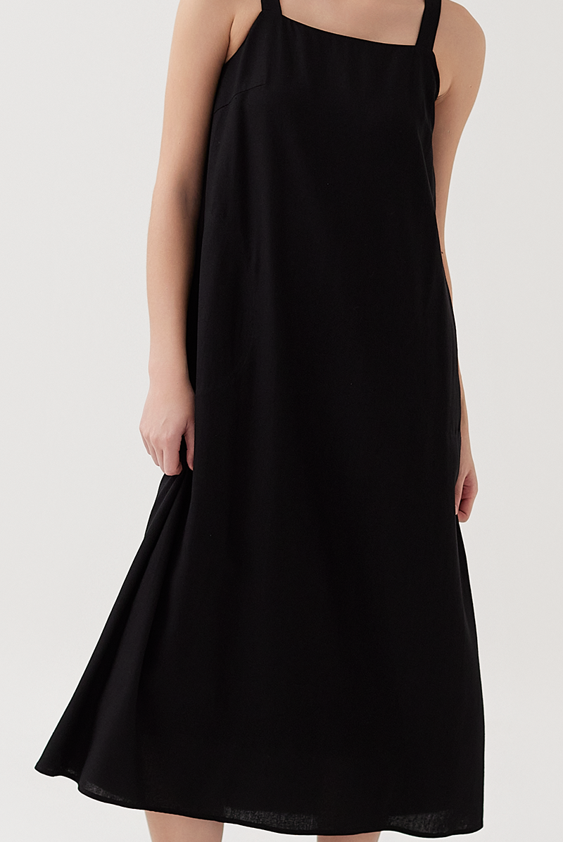 Back Self-Tying Ribbon Dress in Black