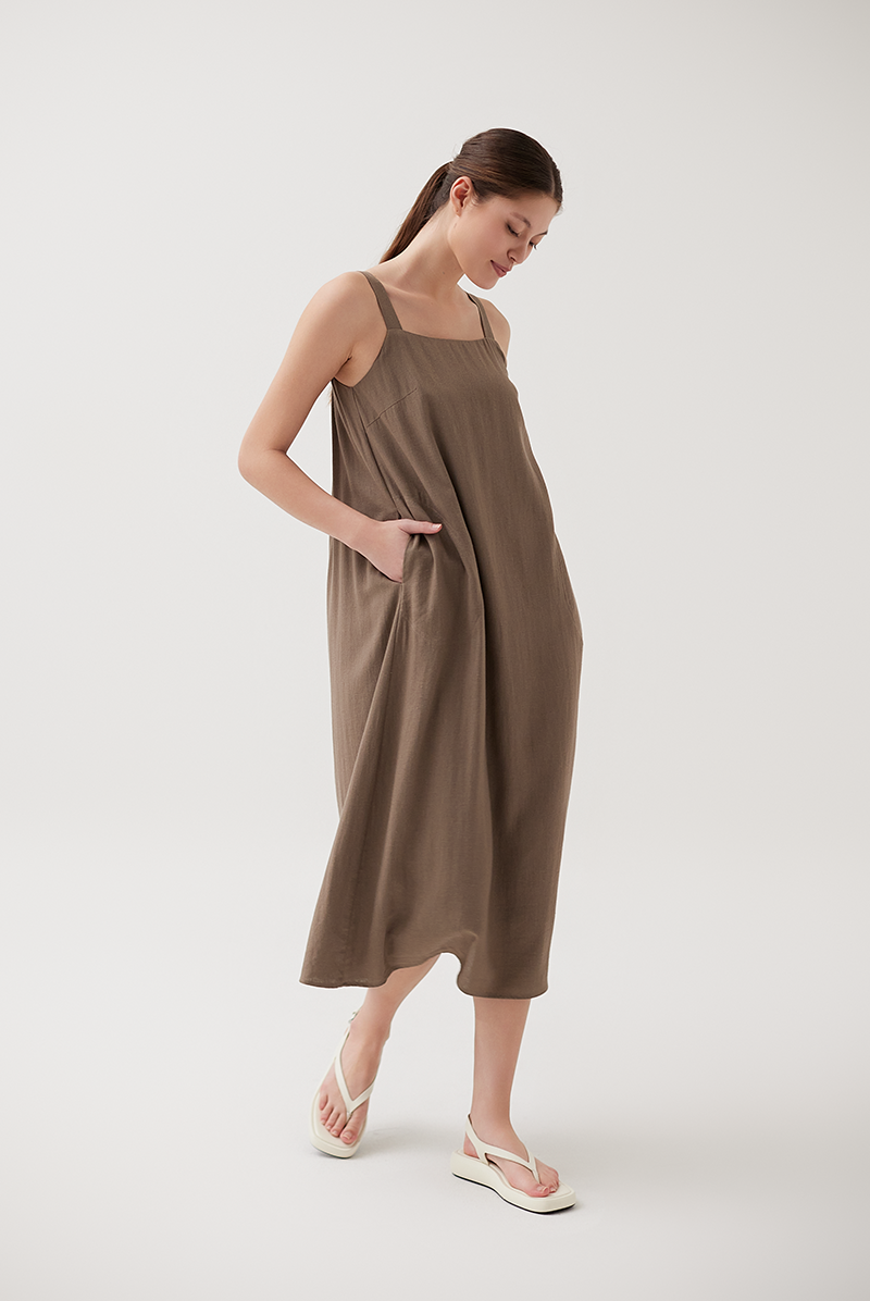 Back Self-Tying Ribbon Dress in Taupe 