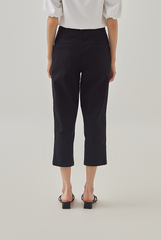 Nina Peg Leg Pants in Black