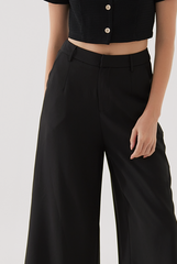 Skylar Cropped Culottes in Black